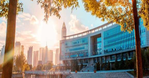 دانشگاه نانتونگ